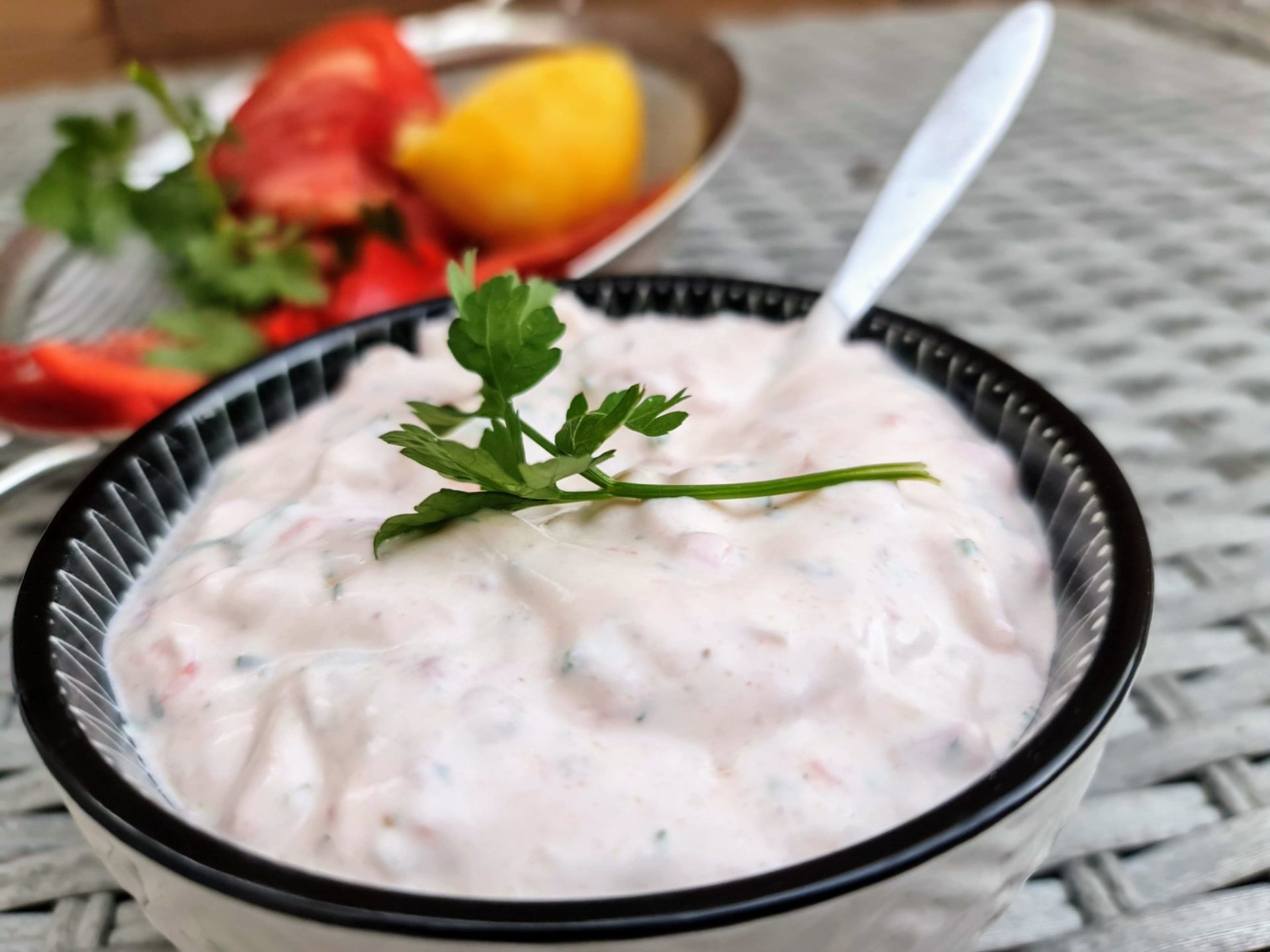 Sauce yaourt grec, pour apéro ou grillades, légères et peu calorique